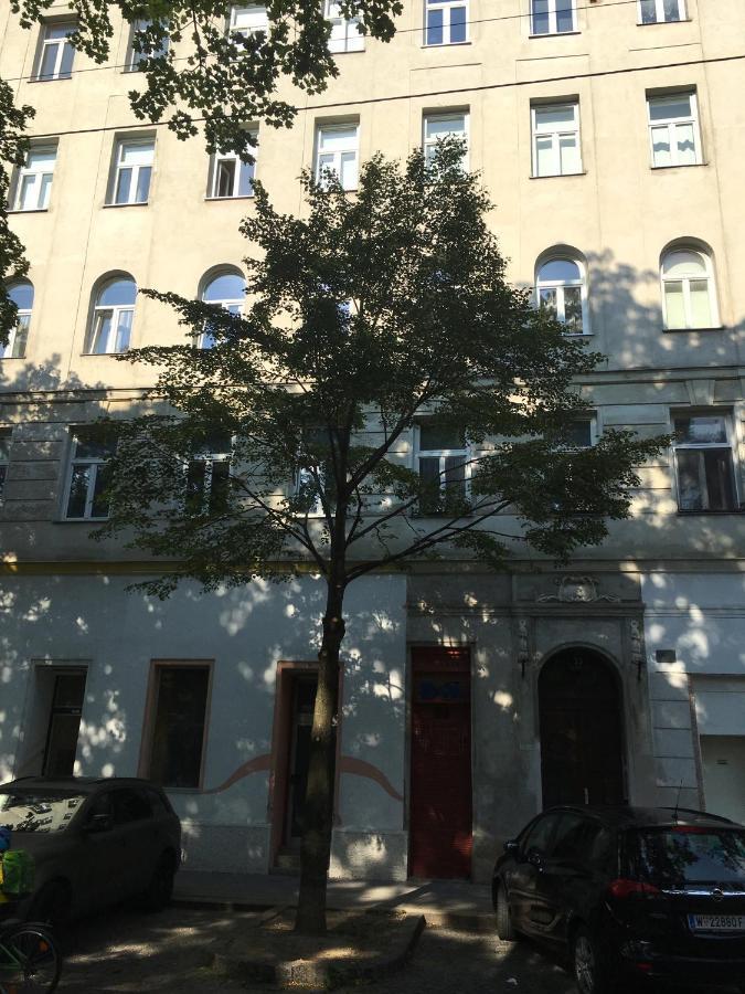 Max, Ruhige Sonnige Wohnung In Praternahe Viyana Dış mekan fotoğraf