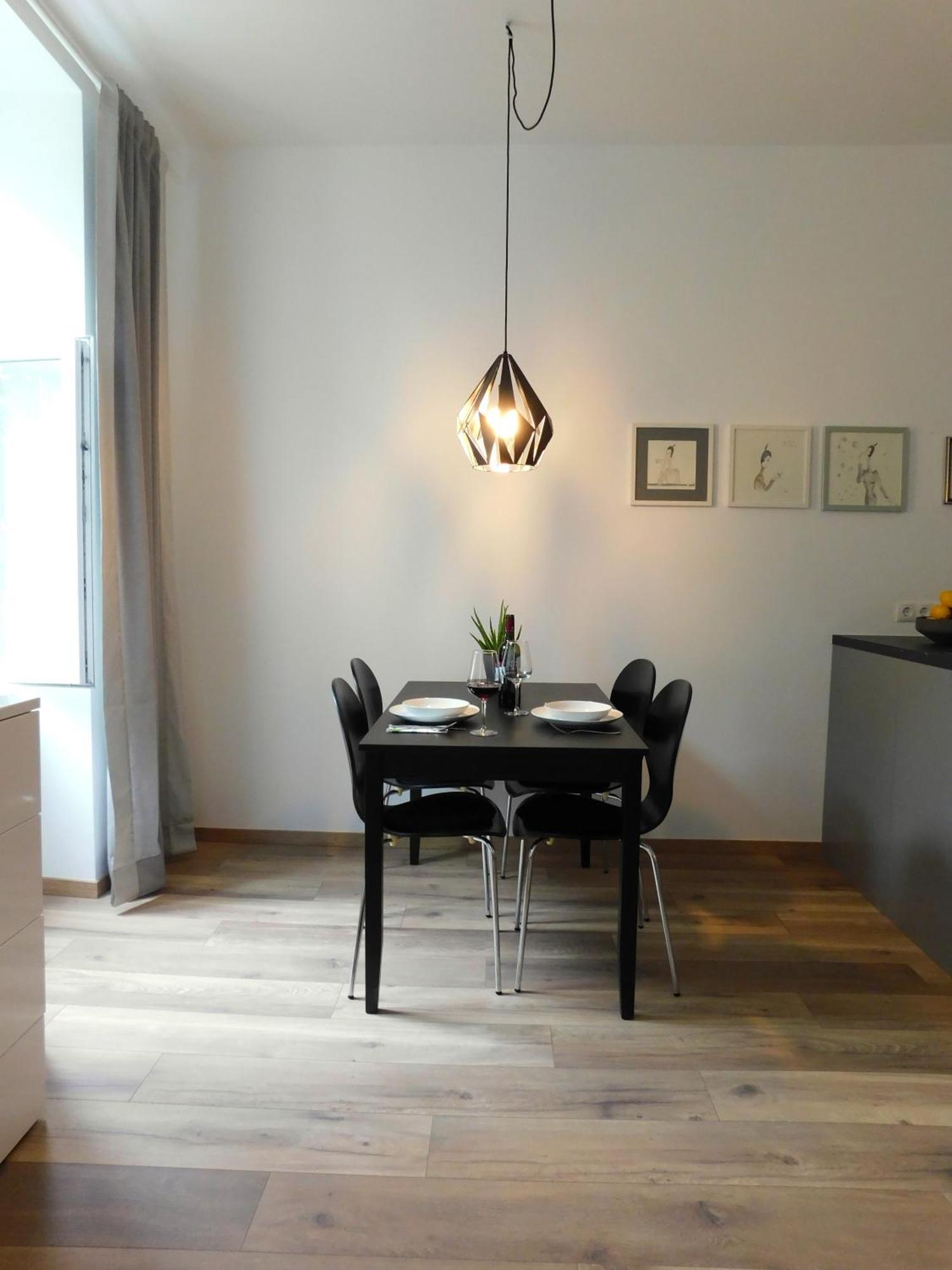 Max, Ruhige Sonnige Wohnung In Praternahe Viyana Dış mekan fotoğraf
